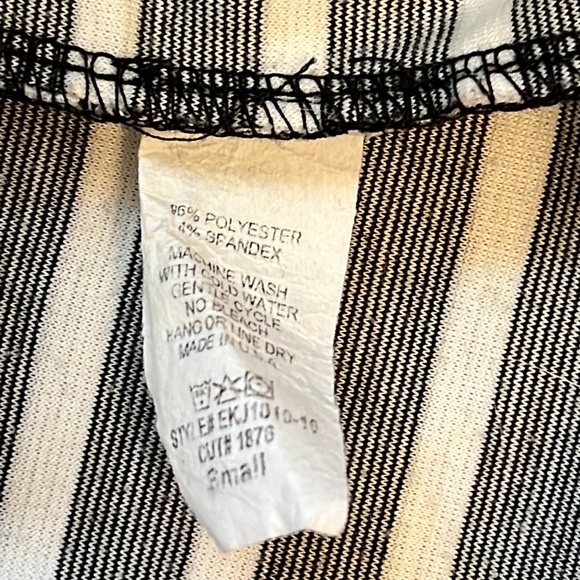 Sweater or Sweatshirt Jacket - Picture 5 of 5